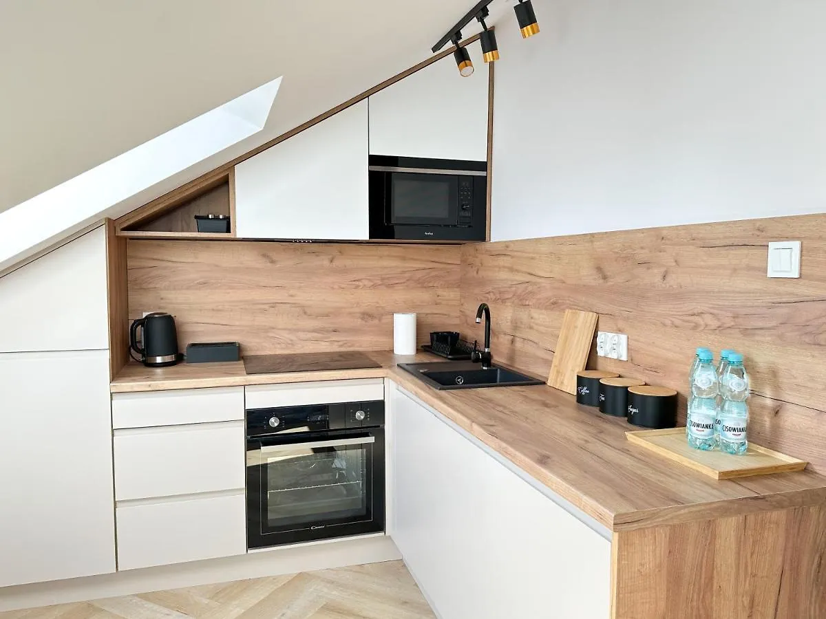 شقة Dmk Oak Studio Near Warsaw-Modlin Airport Nowy Dwór Mazowiecki بولندا