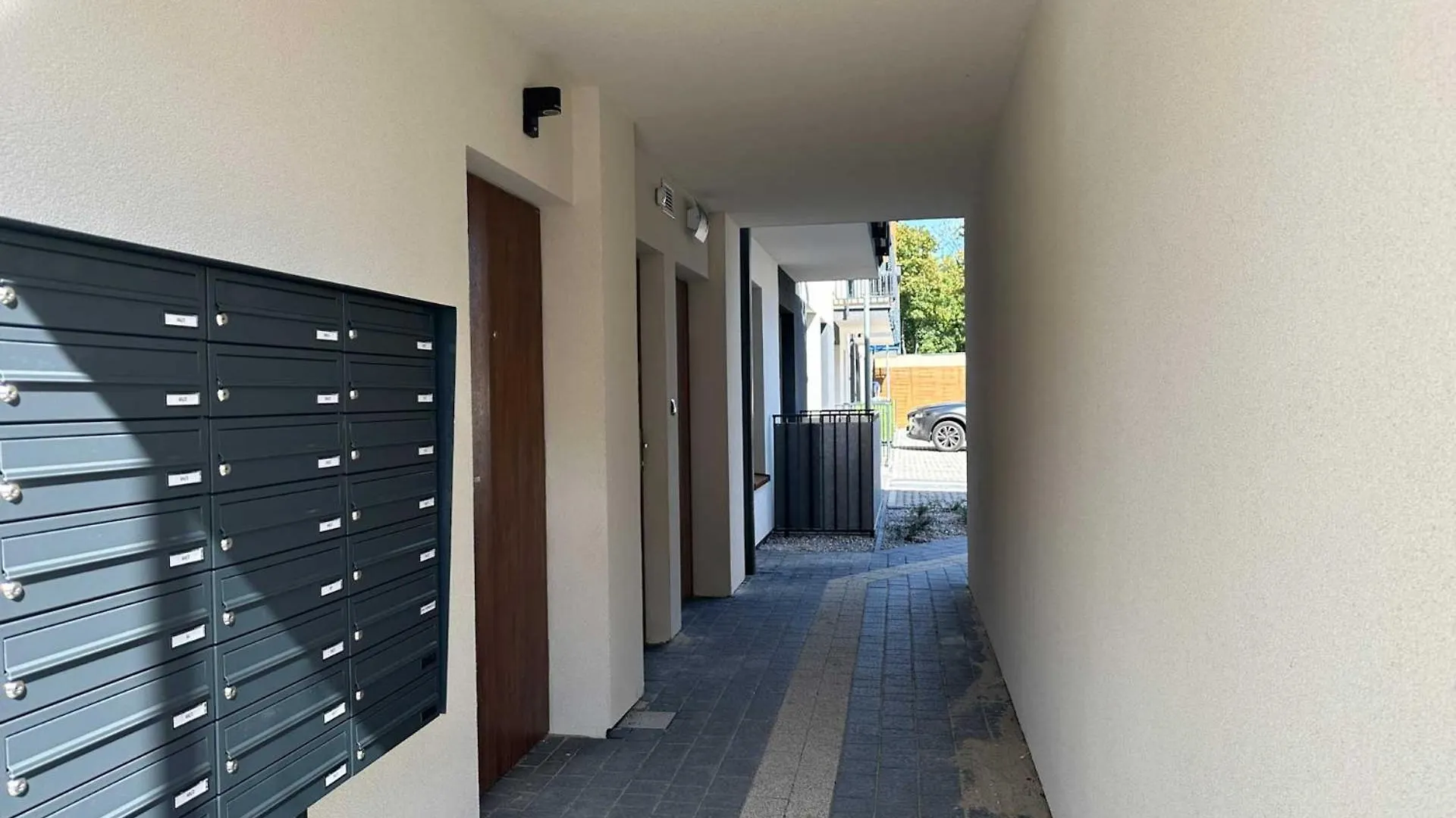 Dmk Oak Studio Near Warsaw-Modlin Airport Nowy Dwór Mazowiecki شقة